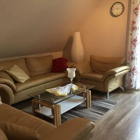 Am Doerenberg アパート