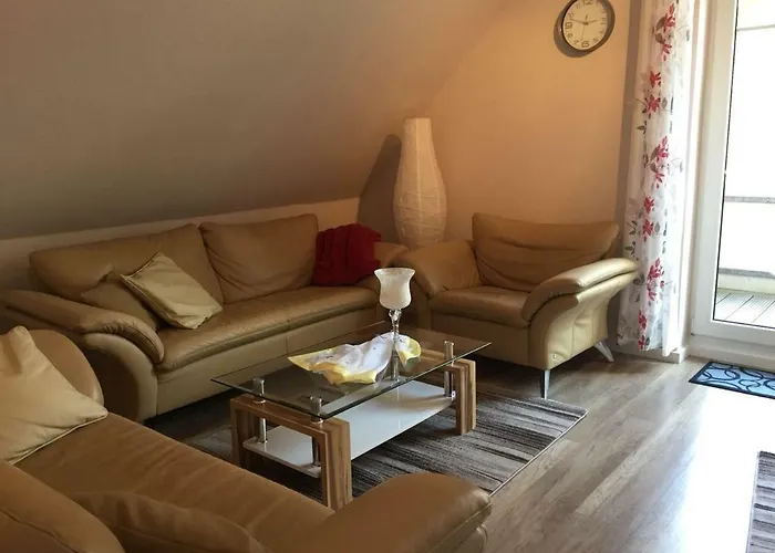 Am Doerenberg شقة